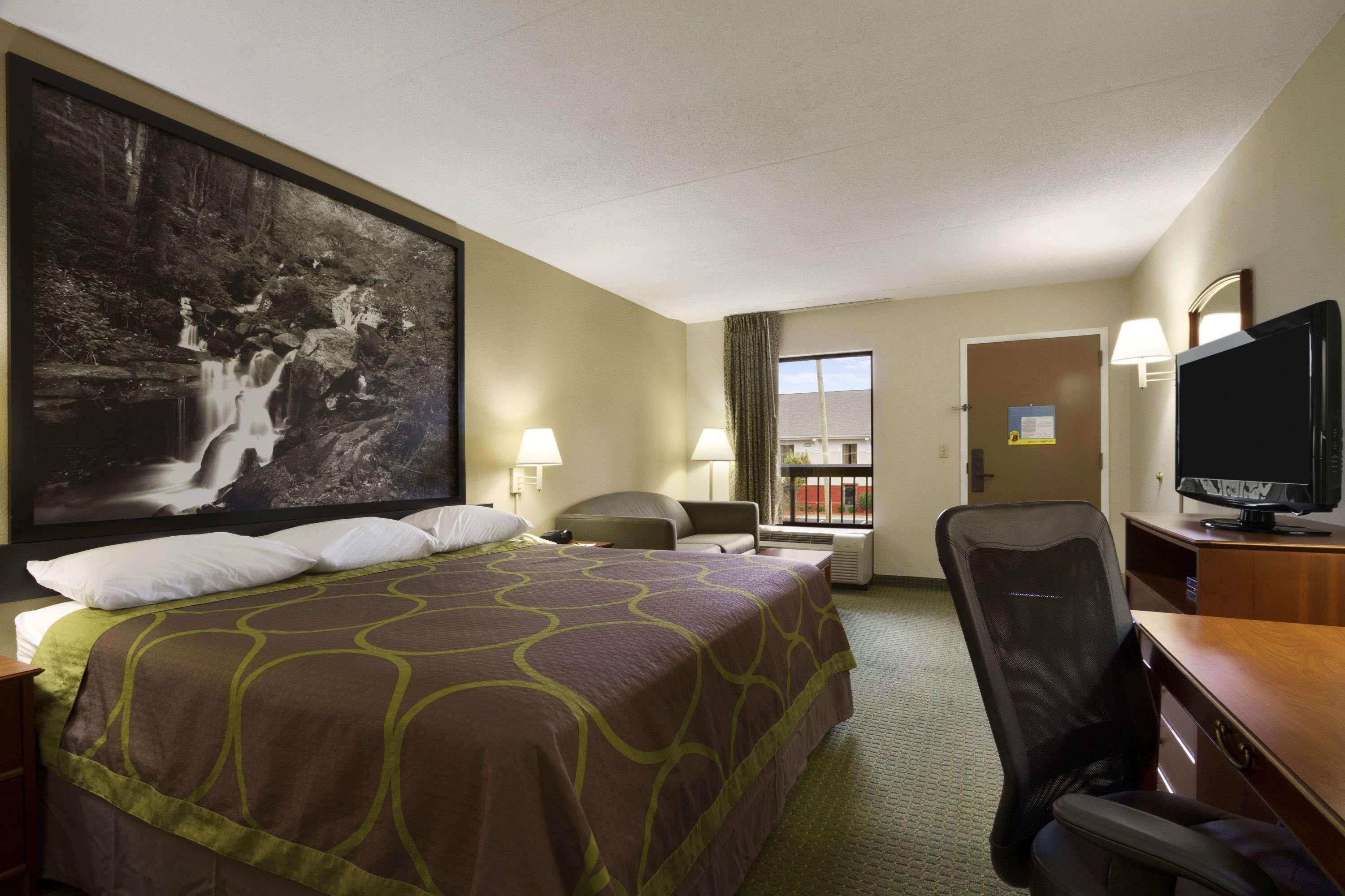 Super 8 By Wyndham Calhoun Motel Buitenkant foto